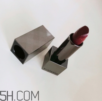 burberry97口紅多少錢？burberry巴寶莉97號(hào)牛血色專柜價(jià)