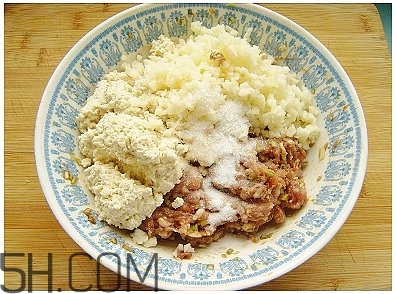 蓮藕可以和豆腐一起吃嗎？蓮藕和豆腐一起吃有什么好處？