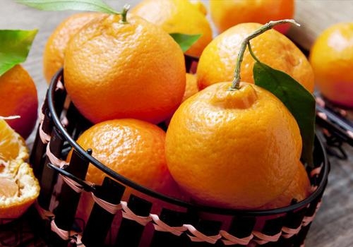 來月經(jīng)可以吃橘子嗎？來月經(jīng)吃橘子好不好？