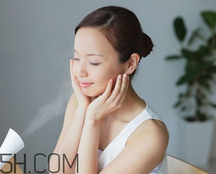 喝咖啡皮膚會(huì)變黑嗎？喝咖啡對(duì)皮膚好嗎？