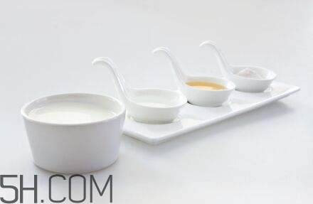 牛奶護膚有什么竅門？牛奶護膚的竅門有哪些？
