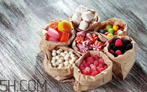 愛長痘吃什么食物好？愛長痘的食物禁忌有哪些？