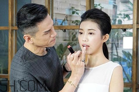 反咬唇妝是什么樣的？染唇妝和咬唇妝的區(qū)別
