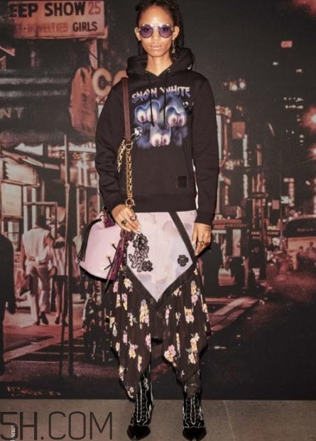 coach2018早秋服裝系列好看嗎_有哪些款式？