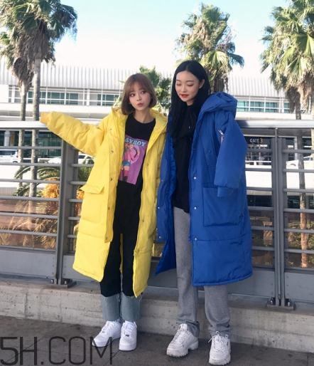 藍色棉襖配什么褲子？藍色棉服搭配褲子圖片