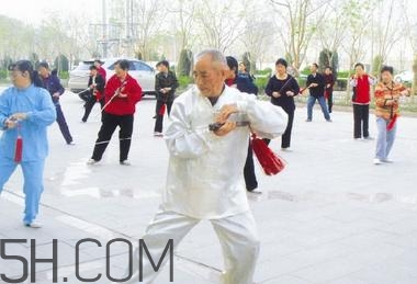 冬季應該怎么晨練？冬季晨練的注意事項有哪些？