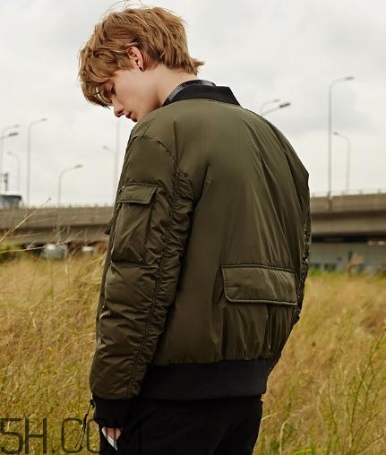 馬克華菲衣服貴嗎？馬克華菲的衣服多少錢(qián)？
