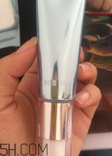 京潤珍珠妝前乳怎么樣？京潤珍珠妝前乳好用嗎？