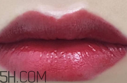 mac brave red是什么紅？mac brave red試色