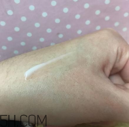 春紀咖啡醒膚緊致乳好用嗎？春紀咖啡醒膚緊致乳評測