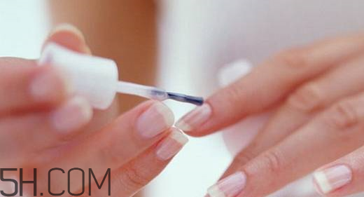 光療甲和水晶甲哪個(gè)好？什么是水晶甲？