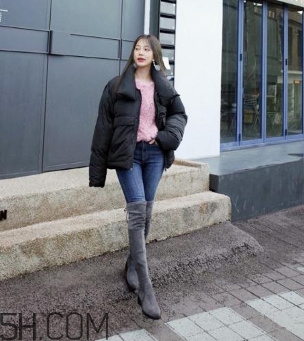 冬天穿牛仔褲配什么鞋子？冬天牛仔褲搭配鞋子圖片