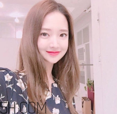 2018流行什么發(fā)色？2018流行發(fā)色