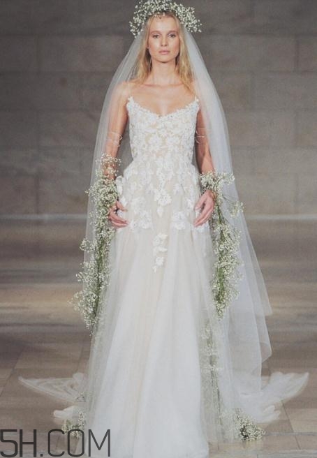 reem acra2018秋冬婚紗系列好看嗎_有哪些款式？