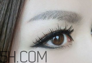 怎么紋美瞳線好看？紋美瞳線的危害