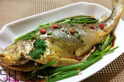 哪些食物補(bǔ)腦？補(bǔ)腦應(yīng)該注意些什么？