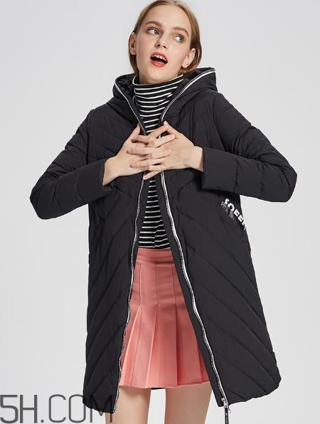 艾萊依羽絨服有折扣嗎？艾萊依羽絨服廠家在哪？