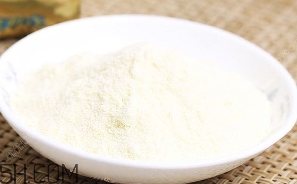 成人為什么也要喝奶粉？成人喝奶粉的好處有哪些？