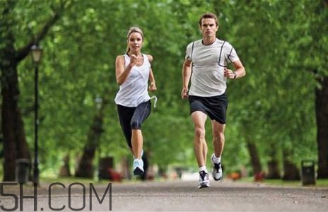 慢跑運動有什么注意事項？慢跑運動對身體有什么好處？