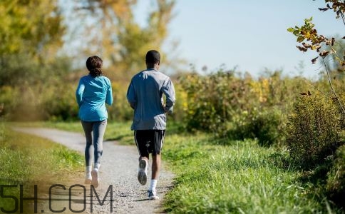 慢跑堅持多久才能減肥？慢跑的減肥效果如何？