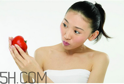 婦炎潔要泡多久？婦炎潔能去除異味嗎？