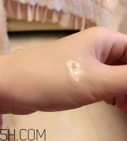 春紀(jì)眼霜怎么樣？春紀(jì)眼霜好用嗎？