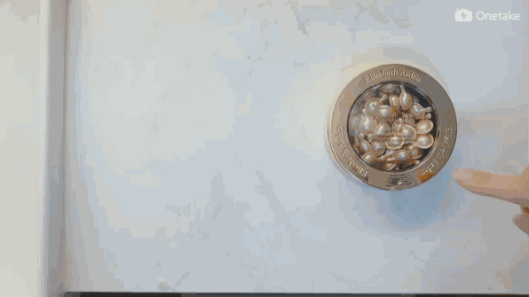 雅頓金膠怎么打開？雅頓金膠膠囊怎么扭開？