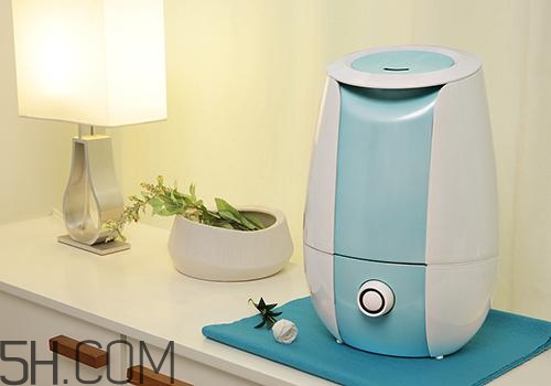 冬天用加濕器用什么水？加濕器上的水垢用什么清洗？