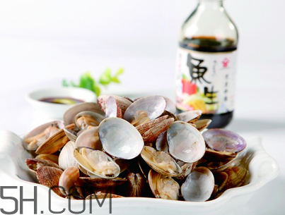 花甲需要焯水嗎？吃花甲不能吃什么？