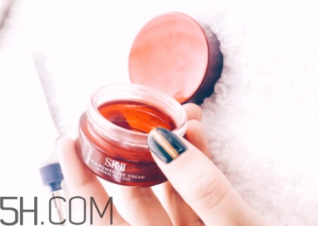 百優(yōu)眼霜和sk2眼霜哪個(gè)好？百優(yōu)眼霜和sk2眼霜對(duì)比