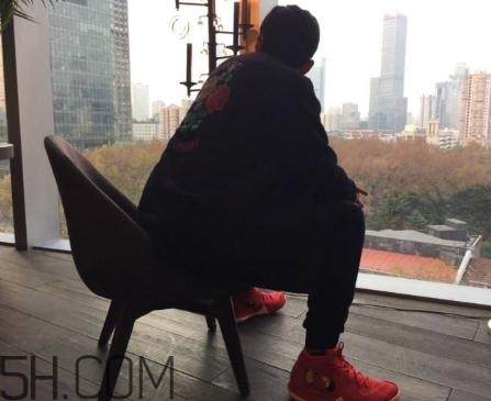 nike kyrie 4 cny中國新年配色發(fā)售時間_多少錢？