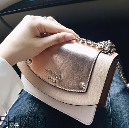 guess包包質(zhì)量怎么樣？guess包包是皮的嗎？