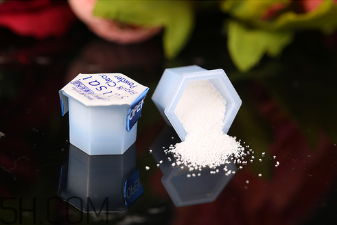 用了嘉娜寶洗顏粉還用洗面奶嗎？洗顏粉的正確打開方式