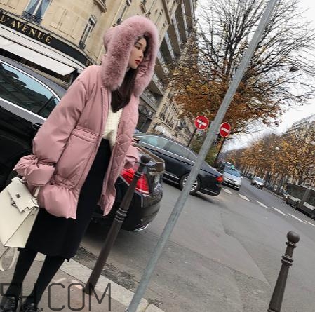 一般羽絨服充絨量是多少？羽絨服充絨量220克夠嗎？