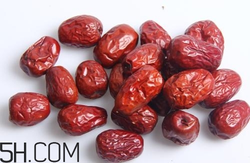 哪些人吃紅棗對(duì)健康不利？不能吃紅棗的人有哪些？