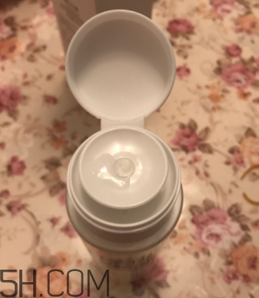 歐詩漫卸妝水辣眼睛嗎？歐詩漫卸妝水評測