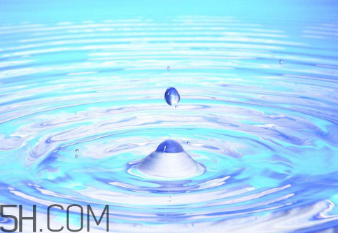 雙氧水是生理鹽水嗎？雙氧水是碘伏嗎？