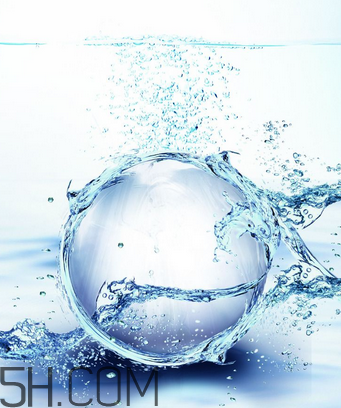 雙氧水是生理鹽水嗎？雙氧水是碘伏嗎？