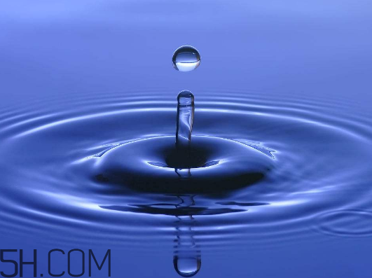 雙氧水能治牛皮癬嗎？雙氧水能去除血漬嗎？