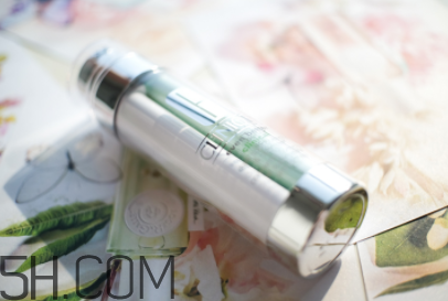 倩碧淡斑精華用在哪一個(gè)步驟？適合哪個(gè)季節(jié)用？