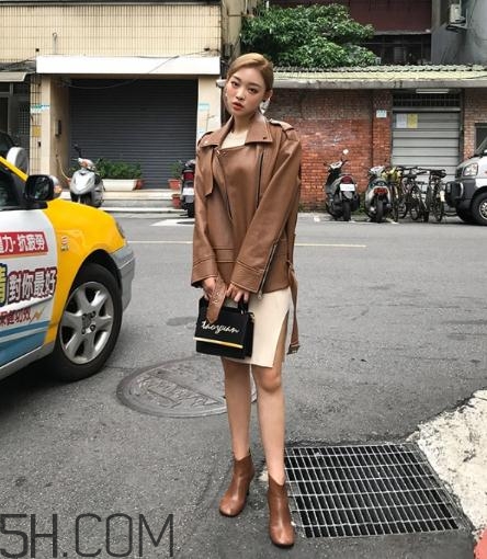 冬天穿裙子配什么鞋子？冬天穿裙子配什么鞋好看？