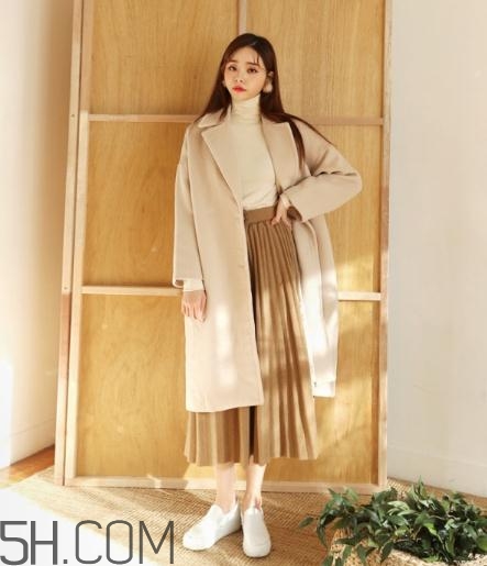 冬天穿裙子配什么鞋子？冬天穿裙子配什么鞋好看？