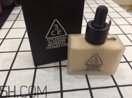 3ce超水感保濕粉底液怎么樣？3ce超水感保濕粉底液測(cè)評(píng)