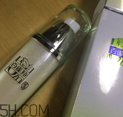 百雀羚亮膚水是清潔水嗎？適合油皮嗎？