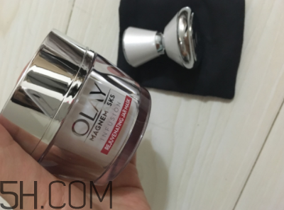 Olay磁力導入面膜可以用手涂嗎？磁力儀咋用？