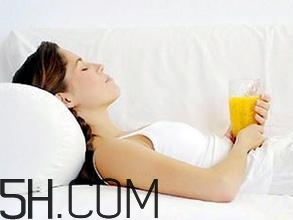 做完人流肚子脹氣怎么回事？做完人流小肚子脹脹怎么辦？
