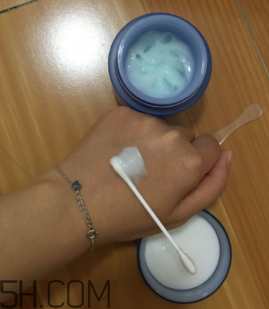 蘭芝睡眠面膜敷多長時間最好？使用心得