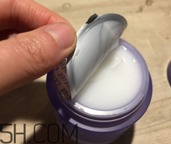 蘭芝薰衣草面膜什么功效？適合什么膚質(zhì)？