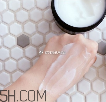 ysl名模肌密卸妝膏好用嗎？卸妝膏適合卸哪個(gè)部位？