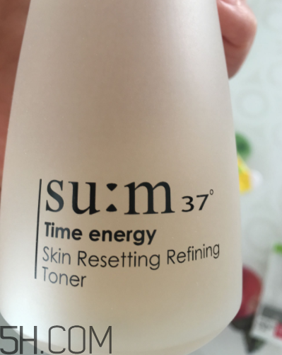 sum37修膚水是爽膚水嗎？功效是什么？